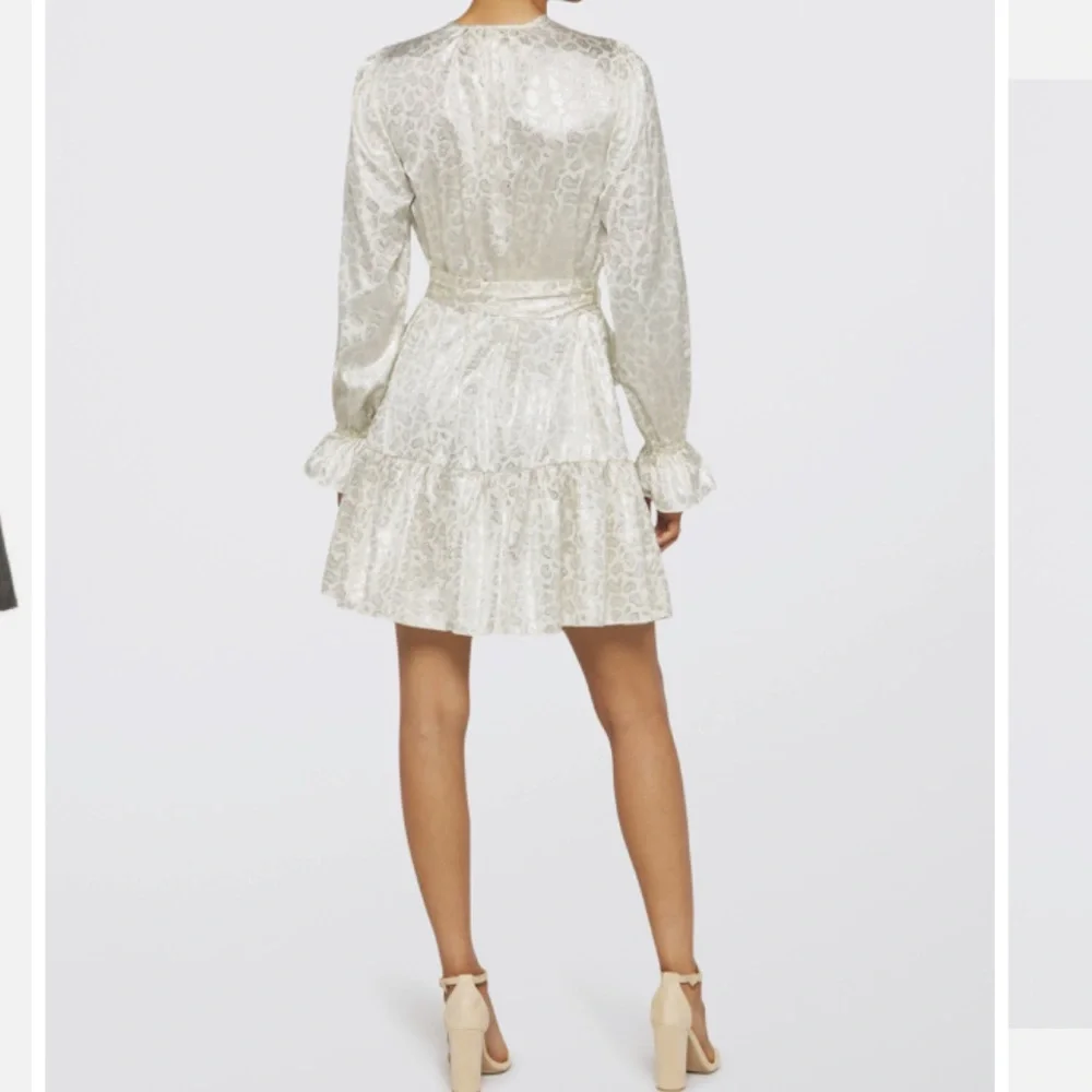 Michael Kors belted will